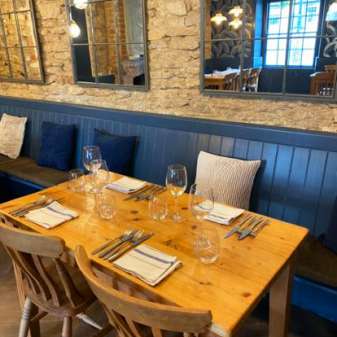 Restaurant-table-Cricklade